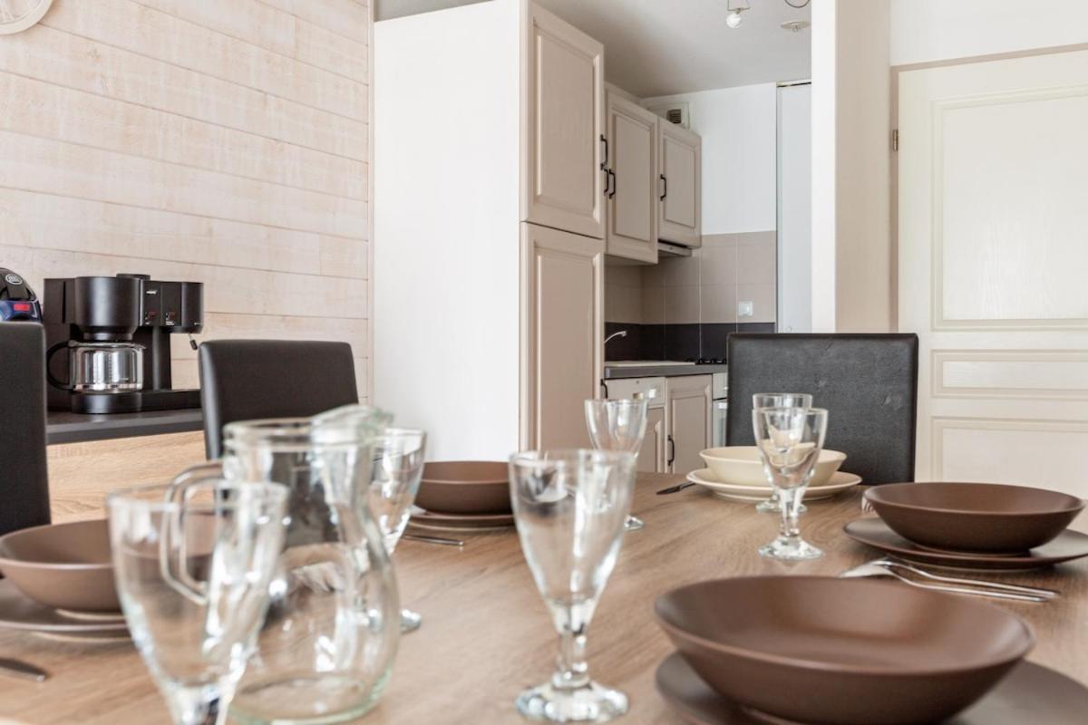 Appartement Duplex Classe 4 Etoiles Plein Centre Village 圣拉里苏朗 外观 照片